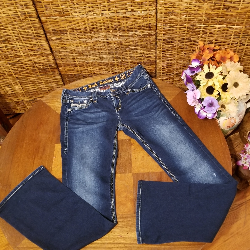 ROCK REVIVAL JEANS 🎸🎶 - Picture 3 of 12